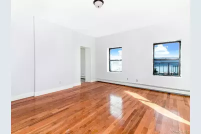 251 Warburton Avenue #3N, Yonkers, NY 10701 - Photo 1