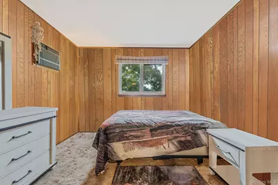 86 Silber Avenue, Bethpage, NY 11714 - Photo 9