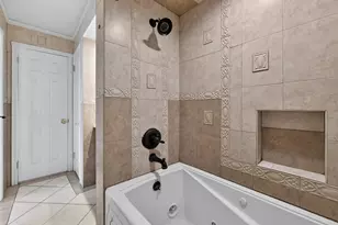 14 Michele Ct, Spring Valley, NY 10977 - Photo 13