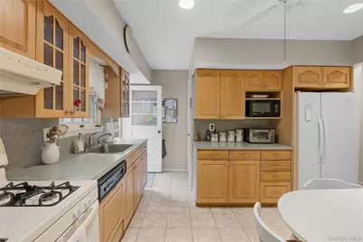 144 Cedar Road, East Northport, NY 11731 - Photo 11