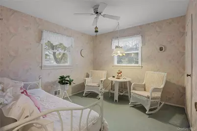 144 Cedar Road, East Northport, NY 11731 - Photo 15