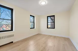 32-25 88th St, East Elmhurst, NY 11369 - Photo 11
