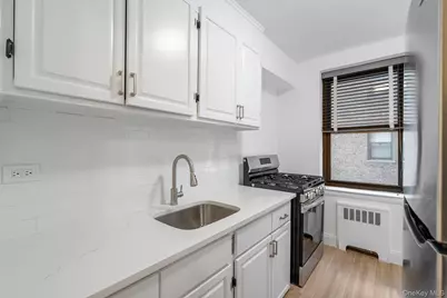 32-25 88 Street #310, East Elmhurst, NY 11369 - Photo 15