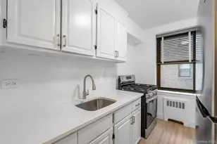 32-25 88th St, East Elmhurst, NY 11369 - Photo 15