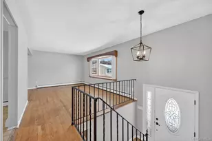 2 Blue Hills Ct, Saugerties, NY 12477 - Photo 3