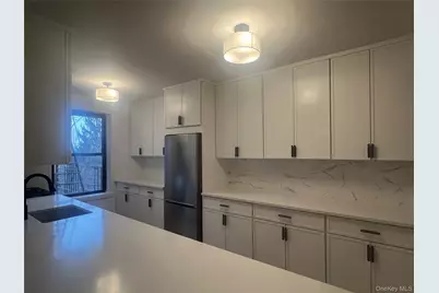 445 W 240th Street #2F, Bronx, NY 10463 - Photo 3