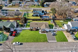 92 Bellwood Ave, South Setauket, NY 11720 - Photo 23