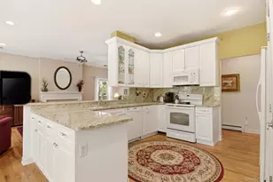 5 Wood Hollow Dr, Westhampton, NY 11977 - Photo 17