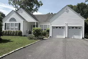 5 Wood Hollow Dr, Westhampton, NY 11977 - Photo 29