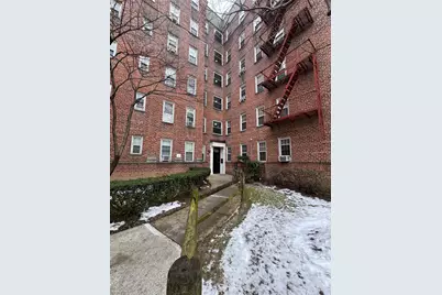 766 Bronx River Road #B64, Bronxville, NY 10708 - Photo 1