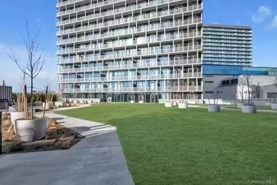 131-02B 40th Road #4U, Flushing, NY 11354 - Photo 1