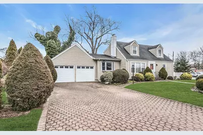 26 Bayview Avenue, Massapequa, NY 11758 - Photo 3