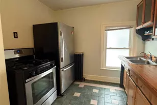 27 Balding Ave, Poughkeepsie, NY 12601 - Photo 15