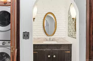 378 Broadway 9W, Esopus, NY 12487 - Photo 15