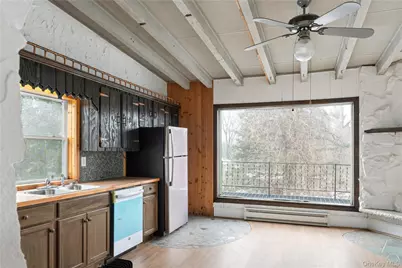 378 Broadway 9W #2, Esopus, NY 12487 - Photo 7