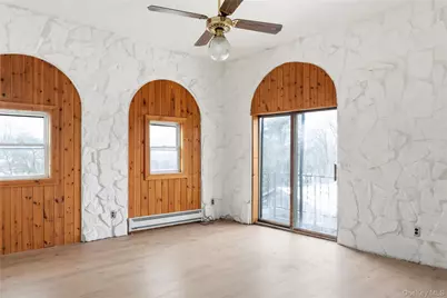 378 Broadway 9W #2, Esopus, NY 12487 - Photo 15