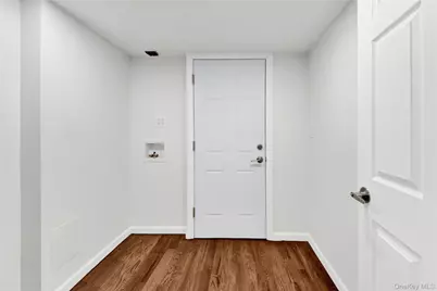 2814 Bruner Avenue, Bronx, NY 10469 - Photo 19