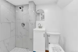 2814 Bruner Ave, Bronx, NY 10469 - Photo 23