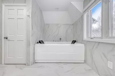 25 Coe Farm Road, Suffern, NY 10901 - Photo 15