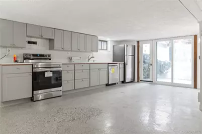 378 Broadway 9W #3, Esopus, NY 12487 - Photo 3