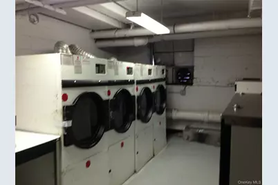 144-30 Roosevelt Avenue #617, Flushing, NY 11354 - Photo 13