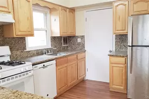 15-39 208th St, Bayside, NY 11360 - Photo 1