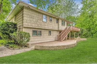 112 Crescent Drive, Searingtown, NY 11507 - Photo 35