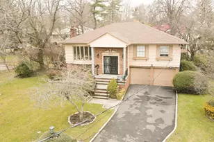 112 Crescent Dr, Searingtown, NY 11507 - Photo 43