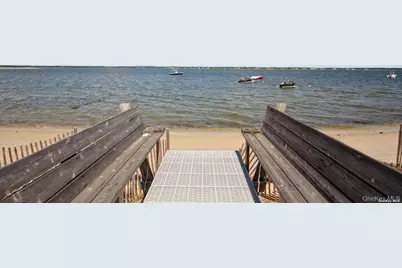 676 Dune Road, Westhampton Dunes, NY 11978 - Photo 19