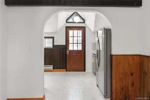 378 Broadway 9W, Esopus, NY 12487 - Photo 5