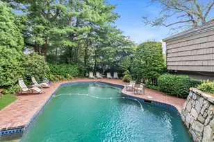 19 Flamingo Rd, East Hills, NY 11576 - Photo 21