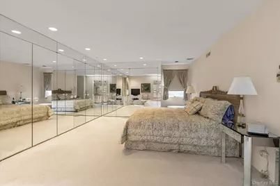 19 Flamingo Road, East Hills, NY 11576 - Photo 15