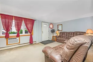 254 W 1st St, West Islip, NY 11795 - Photo 5