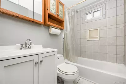 254 W 1st Street, West Islip, NY 11795 - Photo 9