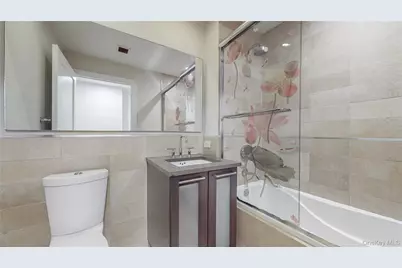 64-05 Yellowstone Boulevard #409, Forest Hills, NY 11375 - Photo 5