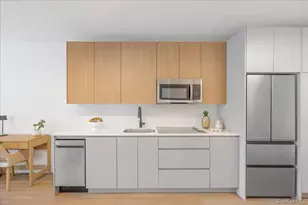 8 Chester Ave, White Plains, NY 10601 - Photo 5