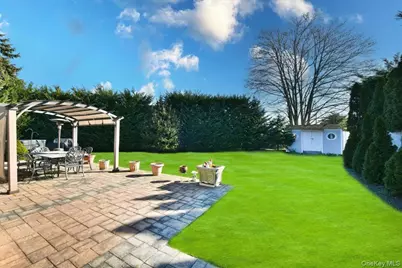 24 Arlyn Drive E, Massapequa, NY 11758 - Photo 27