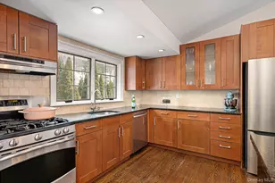 244 Woodbine Ave, Northport, NY 11768 - Photo 9