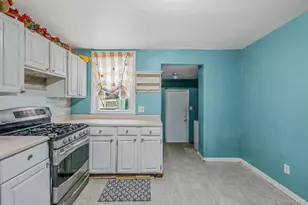 21 S Summit Ave, Patchogue, NY 11772 - Photo 5
