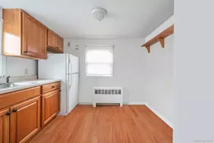 21 S Summit Ave, Patchogue, NY 11772 - Photo 15