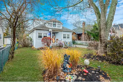 21 S Summit Avenue, Patchogue, NY 11772 - Photo 3