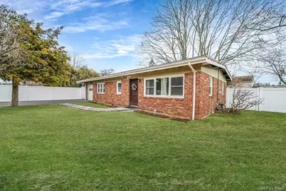 66 W 10th Street, Huntington Station, NY 11746 - Photo 3