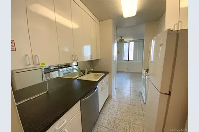 27010 Grand Central Parkway #22S, Floral Park, NY 11005 - Photo 11