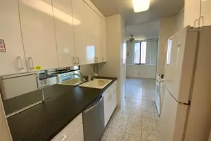 270-10 Grand Central Pkwy, Floral Park, NY 11005 - Photo 11