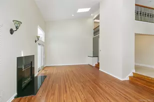 1 Tiffany Cir, Manhasset, NY 11030 - Photo 5