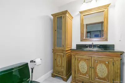 1 Tiffany Circle, Manhasset, NY 11030 - Photo 9