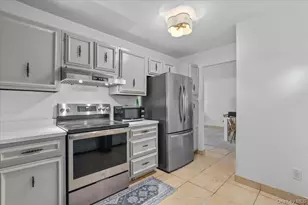 7 Granada Crescent, White Plains, NY 10603 - Photo 13