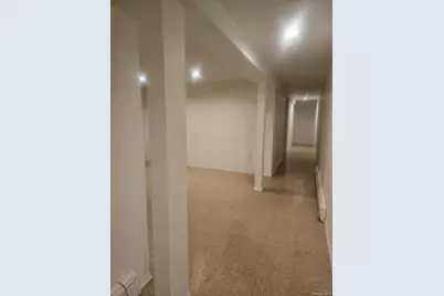 31 Albermarle Avenue, Holtsville, NY 11742 - Photo 7