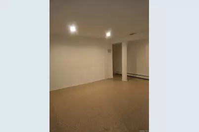 31 Albermarle Avenue, Holtsville, NY 11742 - Photo 5