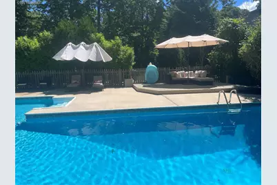 98 Squiretown Road, Hampton Bays, NY 11946 - Photo 3